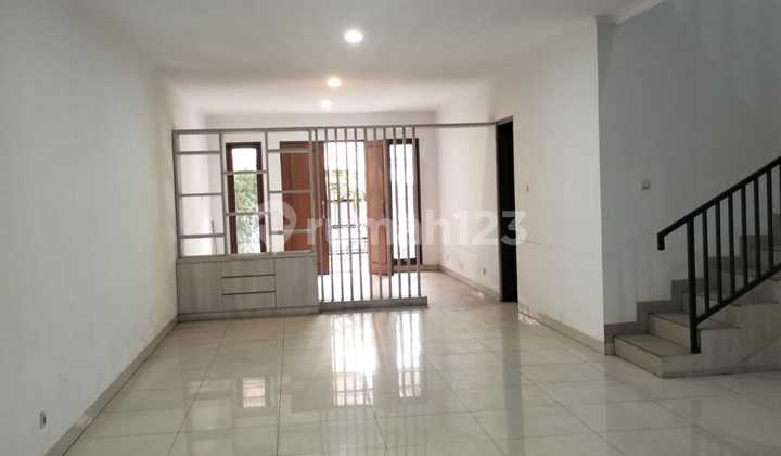 New Semi-Furnished House Ready to Occupy on Jl Kembar