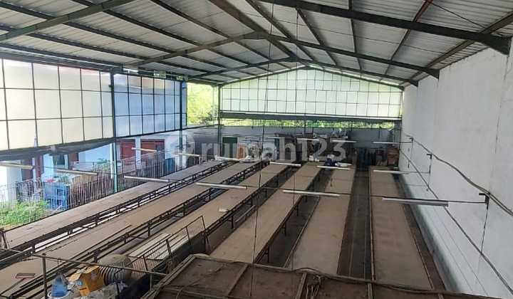 Garment Factory 1700 M² Double Access Affordable Price