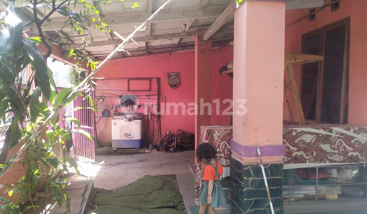 Rumah Kost & Kontrakan 2 Lantai Di Taman Holis Indah