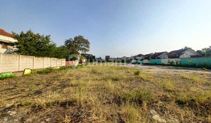 For Quick Sale Land ±3000 M² According to NJOP Suitable for Strategic Business on Main Road