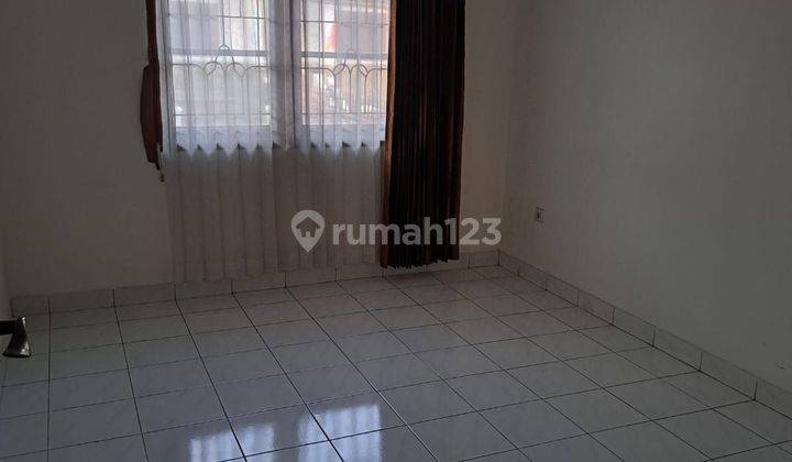 Rumah 2 Lantai Siap Huni Terawat Semi Furnished Di Pondok Hijau Bandung  2