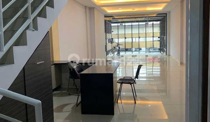 Ruko Baru Siap Pakai Daerah Ramai Strategis Di Karapitan 1