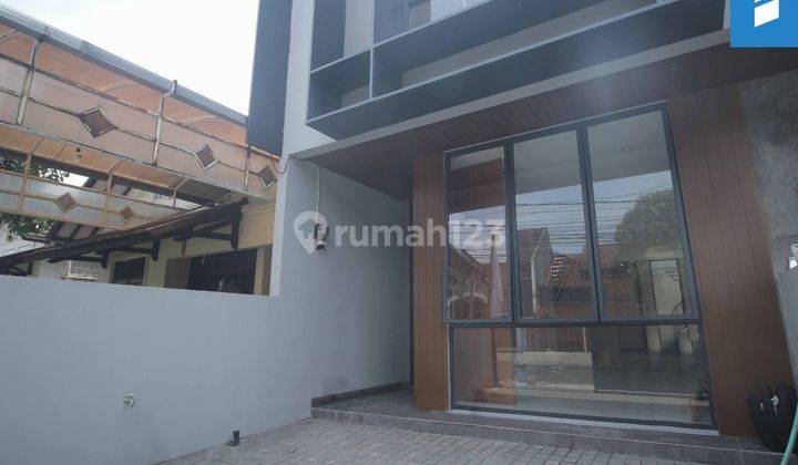 Rumah Baru SOHO di Komp Mekar Wangi.