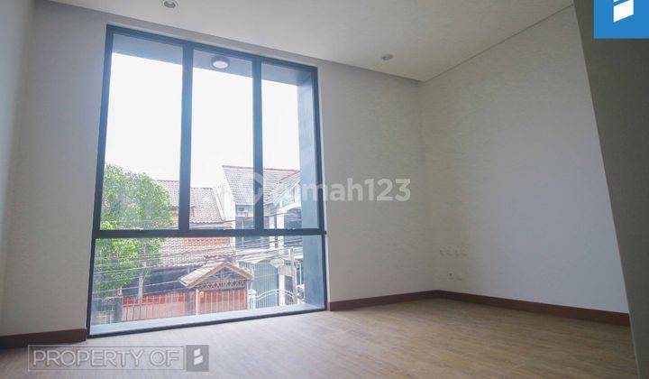 Rumah Baru SOHO di Komp Mekar Wangi.