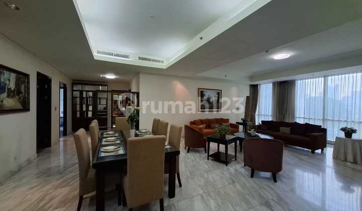 Apartemen The Peak Sudirman, 3br Furnished