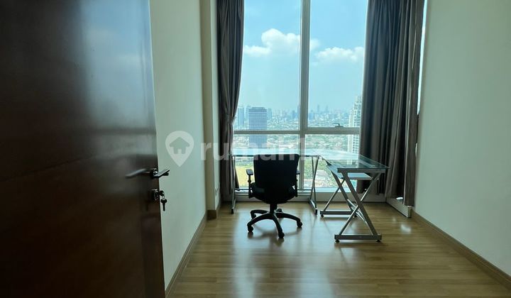 Apartemen The Peak Sudirman, 3 Br Fully Furnished