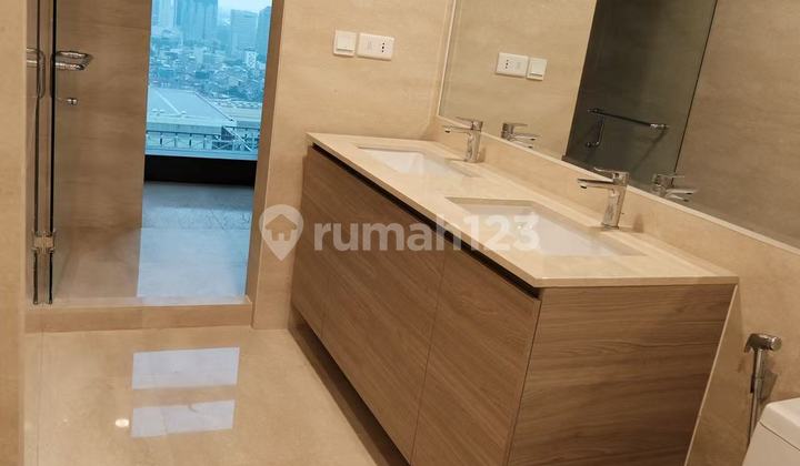 Disewakan Apartemen 57 Promenade,3Br Semi Furnished 2
