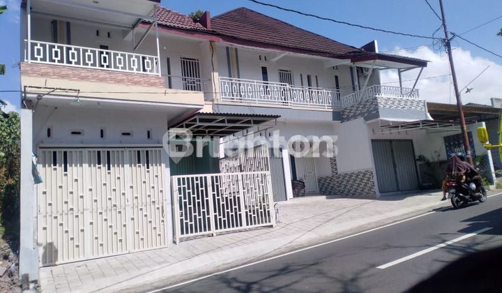RUMAH ASRI DI BAWAH GUNUNG MERAPI