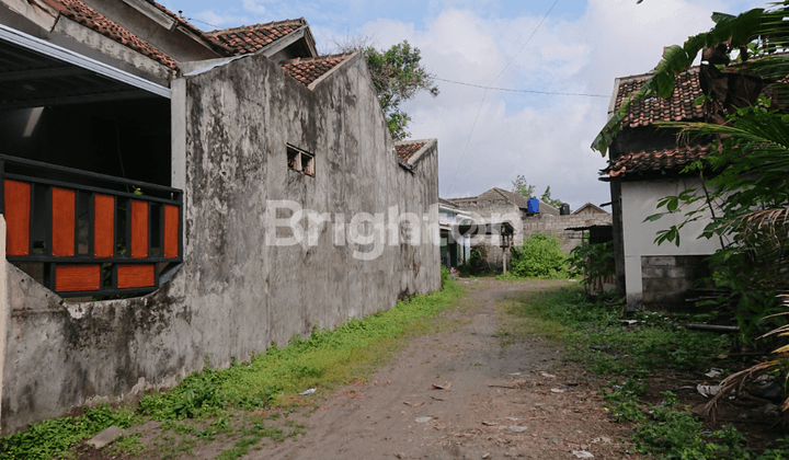 TANAH NGANTONG UNTUK KOS - KOSAN YANG BIKIN KANTONG GAK BOLONG 1