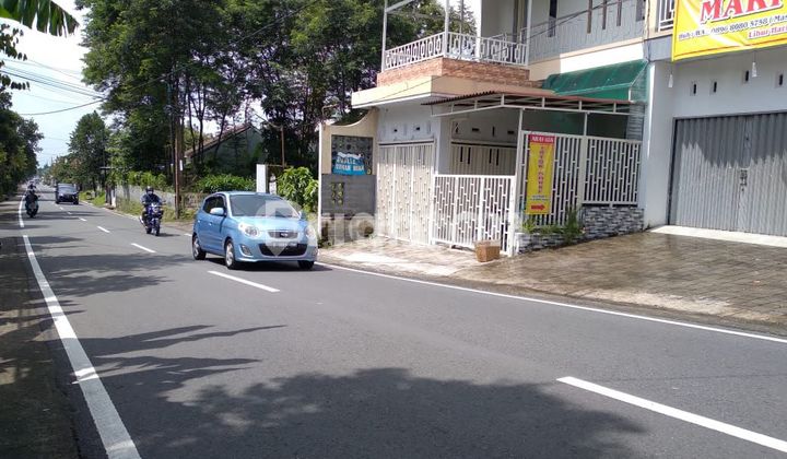 RUMAH ASRI DAN STRATEGIS COCOK UNTUK KANTOR