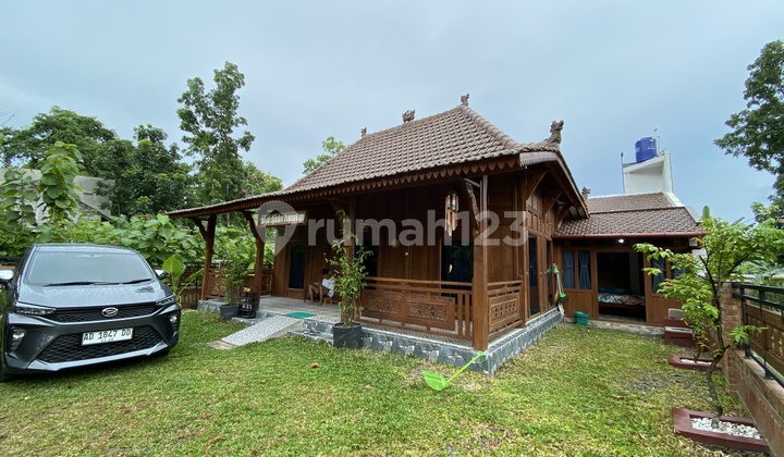 Full Teak Rural Villa Near Chocolate Mongo Full Teak Rural Villa Near Chocolate Mongo
