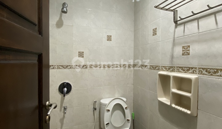 Comfortable House in a Housing Complex Near UII Kaliurang Comfortable House in a Housing Complex Near UII Kaliurang