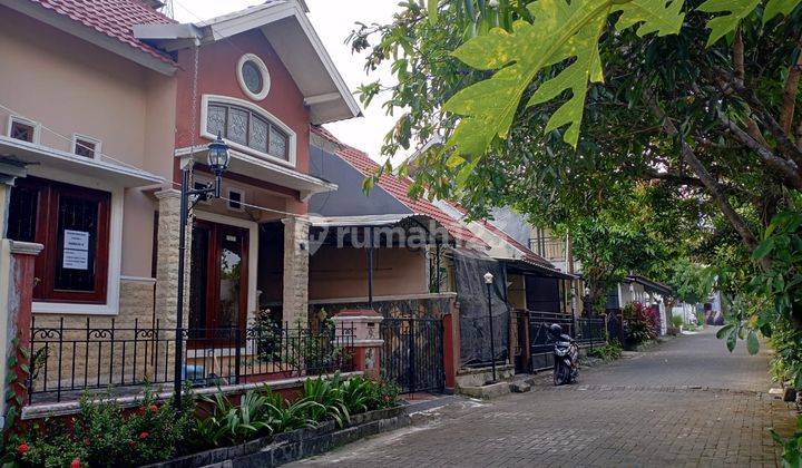 Rumah 2 Lantai Dalam Perumahan Dekat Uii 1