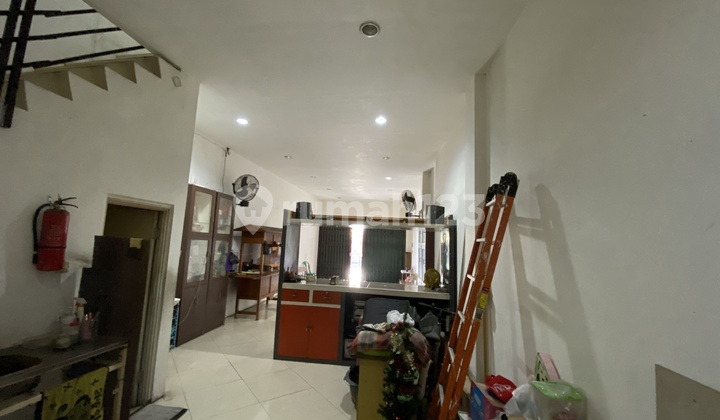 2-Story Shop House Near Malioboro and Lempuyangan Station 2