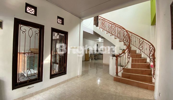 Rumah 2 Lantai Posisi Hook dekat Vasana Residence Yogyakarta 2