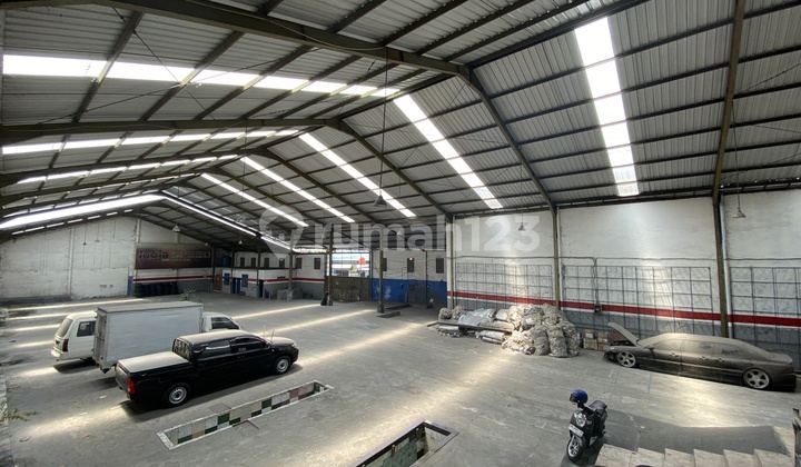 Large Warehouse Near Pakuwon Mall and North Ring Road Large Warehouse Near Pakuwon Mall and North Ring Road