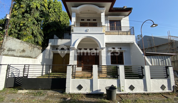 Rumah 2 Lantai Di Candi Gebang Condongcatur  2