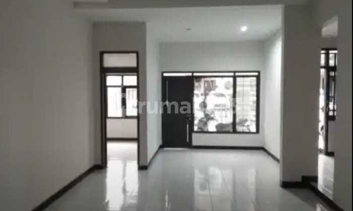 Disewakan Rumah Sayap Lodaya Sangat Cocok untuk Kantor 2