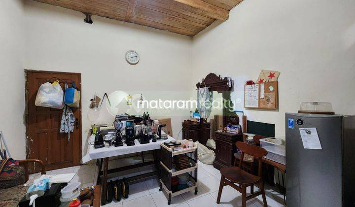 Disewakan Ruang Usaha Lokasi Strategis Sayap Dago 13