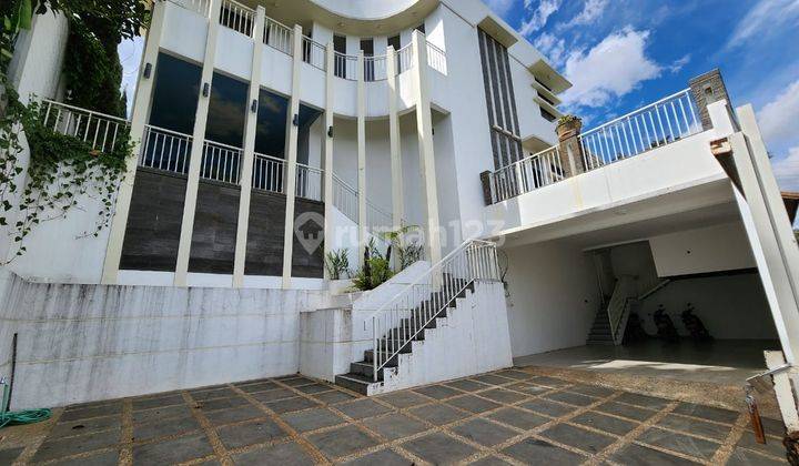 Rumah Villa Mewah Fullyfurnish Dago View Terbaik,lokasi Menarik 1