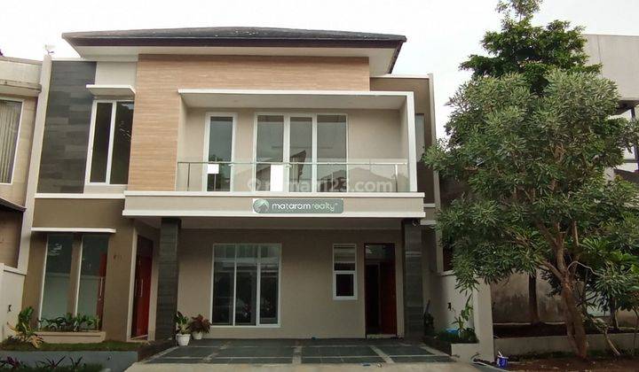 Rumah Bangunan Baru Modern Minimalis, Dalam Komplek Cigadung 1