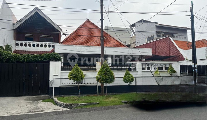 Rumah Bagus Cocok Buat Usaha di Sayap Jalan Sulawesi Dekat St Gubeng