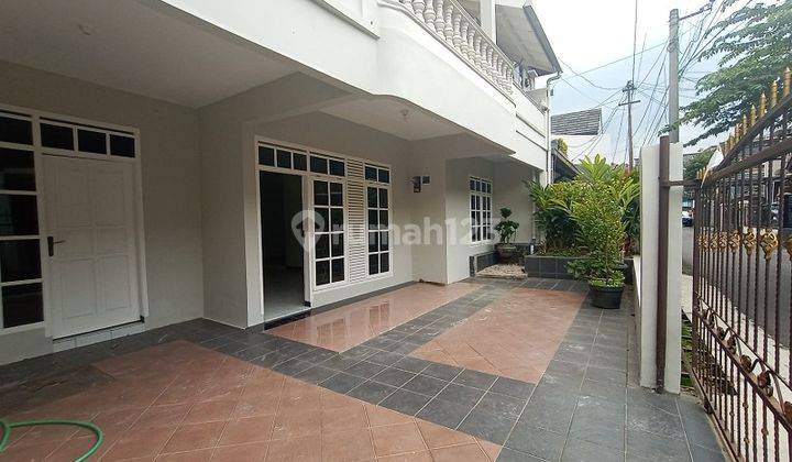 Dijual Rumah Bagus Bangunan 2 Lantai di Turangga Kota Bandung 2