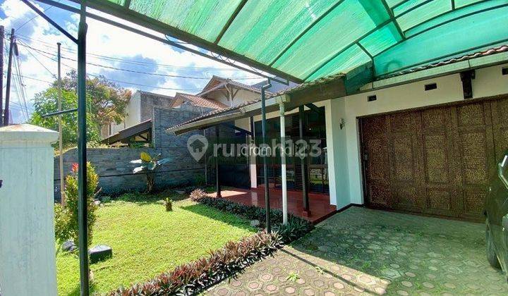 Disewa Rumah Bangunan 1 Lantai semi furnished, dekat Tol Pasteur 2