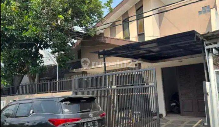 Disewakan Rumah Tinggal Bisa Untuk Kantor, Lokasi Turangga 1