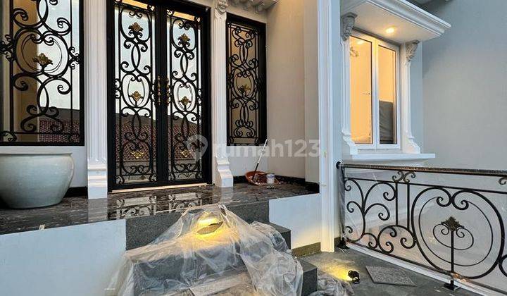 Rumah Mewah Classic + Private Pool Dalam Townhouse Akses 2 Mobil 3
