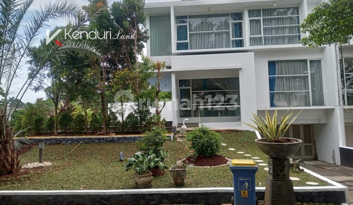 DISEWAKAN RUMAH SEMI FURNISHED WITH PRIVATE POOL DALAM CLUSTER  2