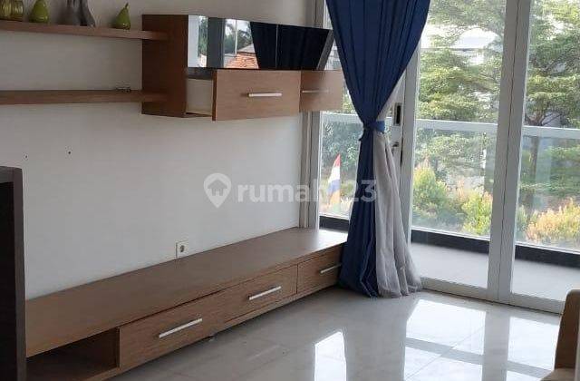 DISEWAKAN RUMAH SEMI FURNISHED WITH PRIVATE POOL DALAM CLUSTER  6