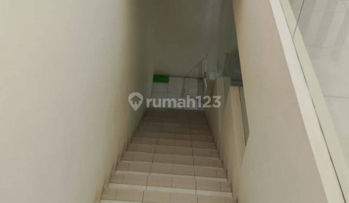 Dijual Rumah 2lt 4kt 3km SHM di Riviera Garden Kelapa Gading 2