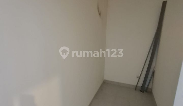 DIJUAL Rumah Metland Puri (STF)