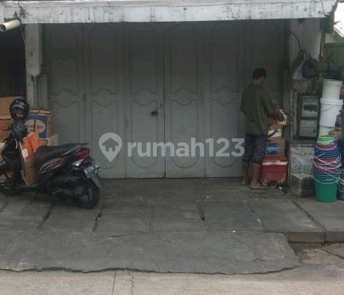 Jual Cepat Murah Rumah Hitung Tanah Di Jembatan Lima Raya .. Di Bawah Njop !!