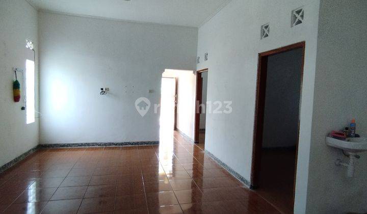 Rumah Cantik di Lokasi Asri di Jalan Raya Cangkringan Pinggir Pedesaan 9