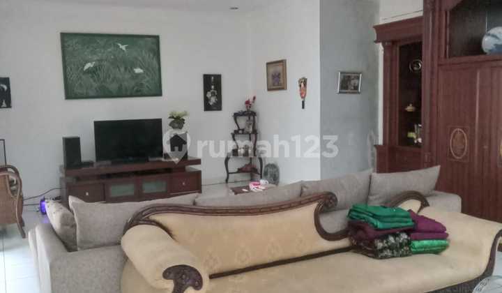 Rumah Bagus di Sektor 9 Bintaro Jaya Rumah Bagus di Sektor 9 Bintaro Jaya