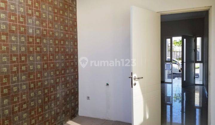 Rumah 2 lantai siap huni di BOSTON-EXT Cluster favorit di perum Puri Surya Jaya, Gedangan Sidoarjo.  5