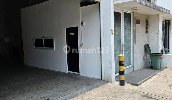 Dijual Pergudangan Bizpark Luas 216m2 di Daan Mogot 2