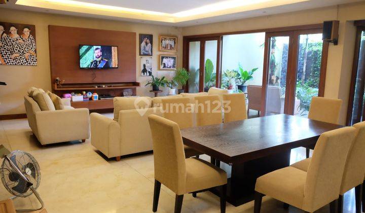 Dijual Rumah 2 Lantai di Lebak Bulus, Jakarta Selatan 1