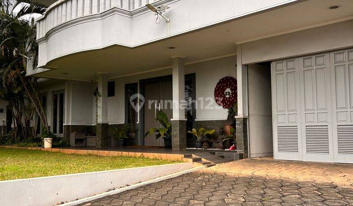 Dijual Rumah Lokasi Strategis di Karmel Raya, Kebon Jeruk 2