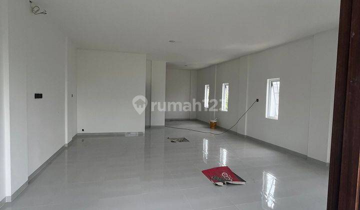 Dijual Ruko Baru 3 1//2 Lantai di Petojo, Jakarta Pusat 2