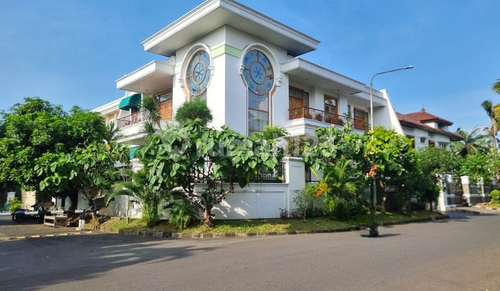 Dijual Rumah Mewah Cakep Hoek di Taman Permata Buana Kembangan, Jakarta Barat