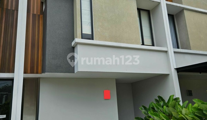 Ready-to-Occupy House U Ville Bintaro Jaya South Tangerang Nice