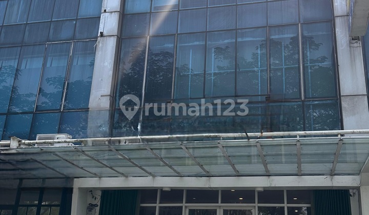 Ruko 3 Lantai Dng Rooftop Emerald Bintaro