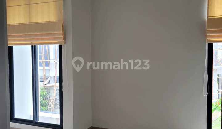 Ready-to-Occupy House U Ville Bintaro Jaya South Tangerang Nice 2