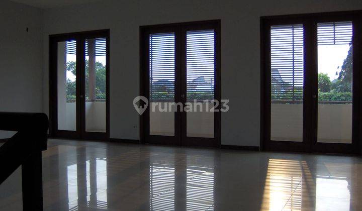 Disewakan Rumah Bagus Di Kebayoran Lama Pd013276 2