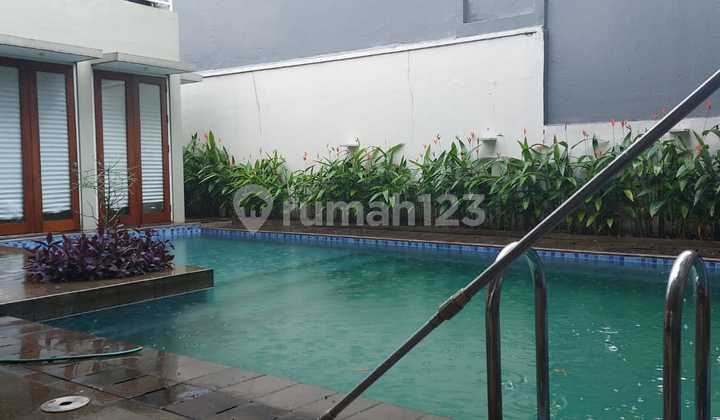 Disewakan Rumah Bagus Di Kuningan (PD013769) 1