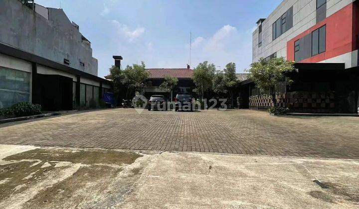 Bangunan baru komersil  harga di bawah NJOP furnish siap pakai 1
