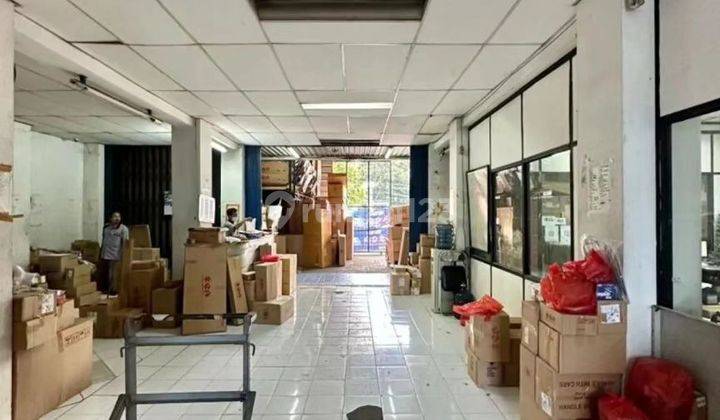 cepat gedung mini Lokasi Sangat Strategis Harga nego sampai deal